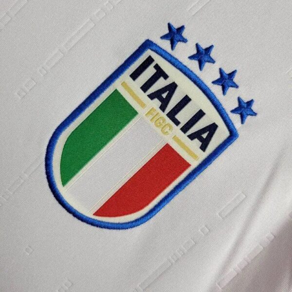 2425 Italy Away 3